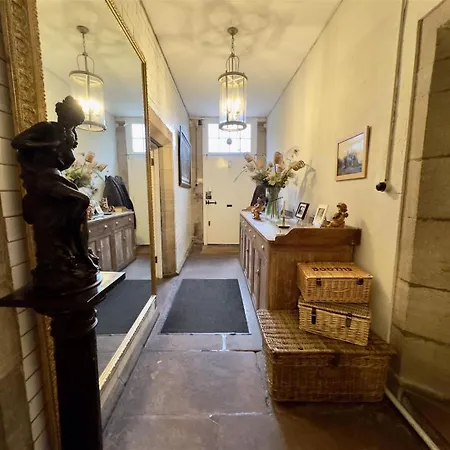 Bed and Breakfast Hall *